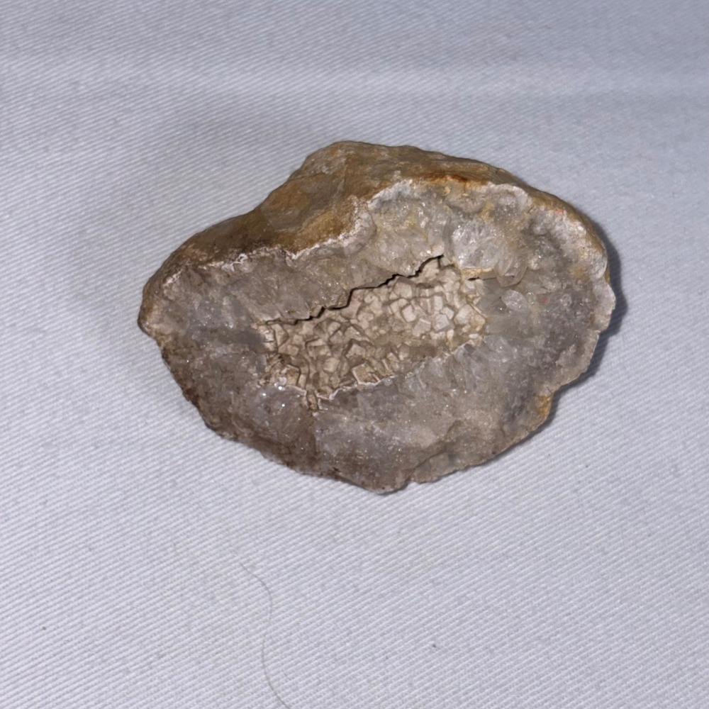 Unbranded Quartz Geode Specimen Small Tan White Excellent Raw Crystal Cluster